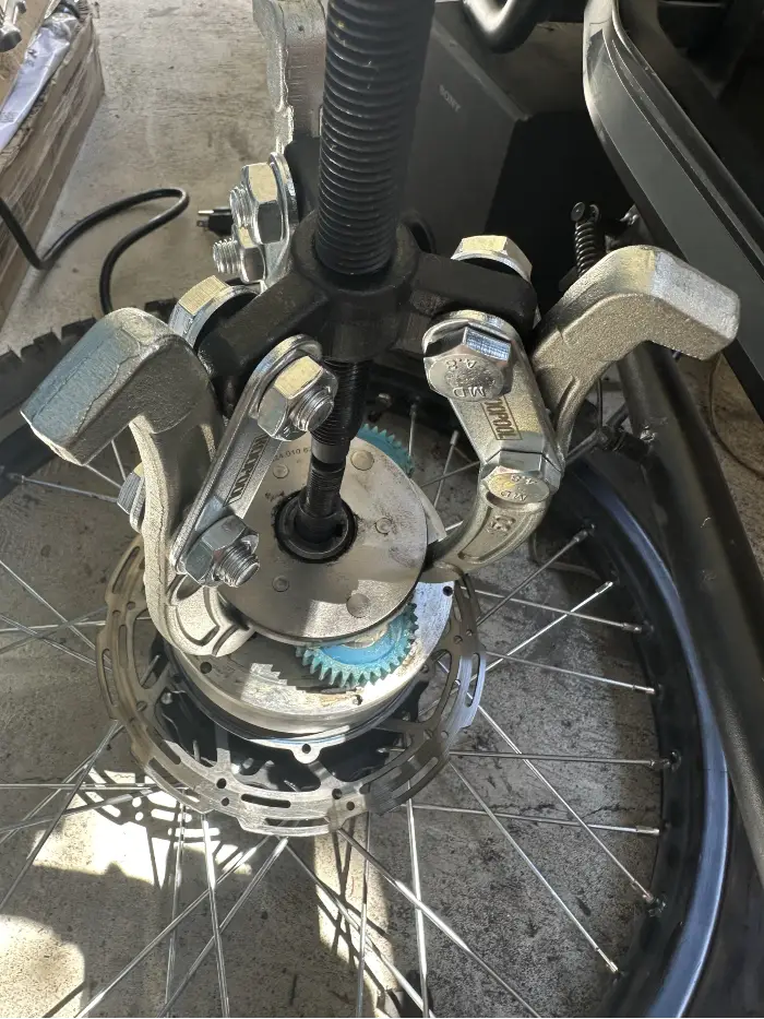Electric bike internal gears replacement