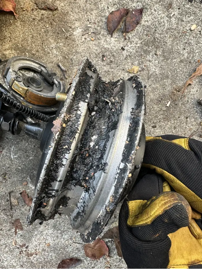 Electric scooter tire replacement