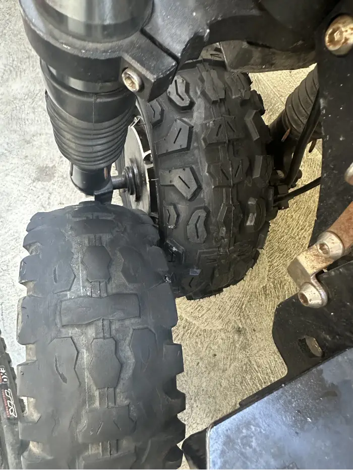 eScooter tire replacement service